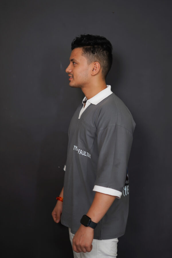 Grey Oversized "Defaulter" T-Shirt with White Collar – Minimal Tone, Maximum Impact - Image 3